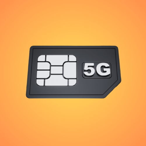 Scheda SIM con simbolo "5G" su sfondo arancione, rappresenta la connettività di rete veloce.